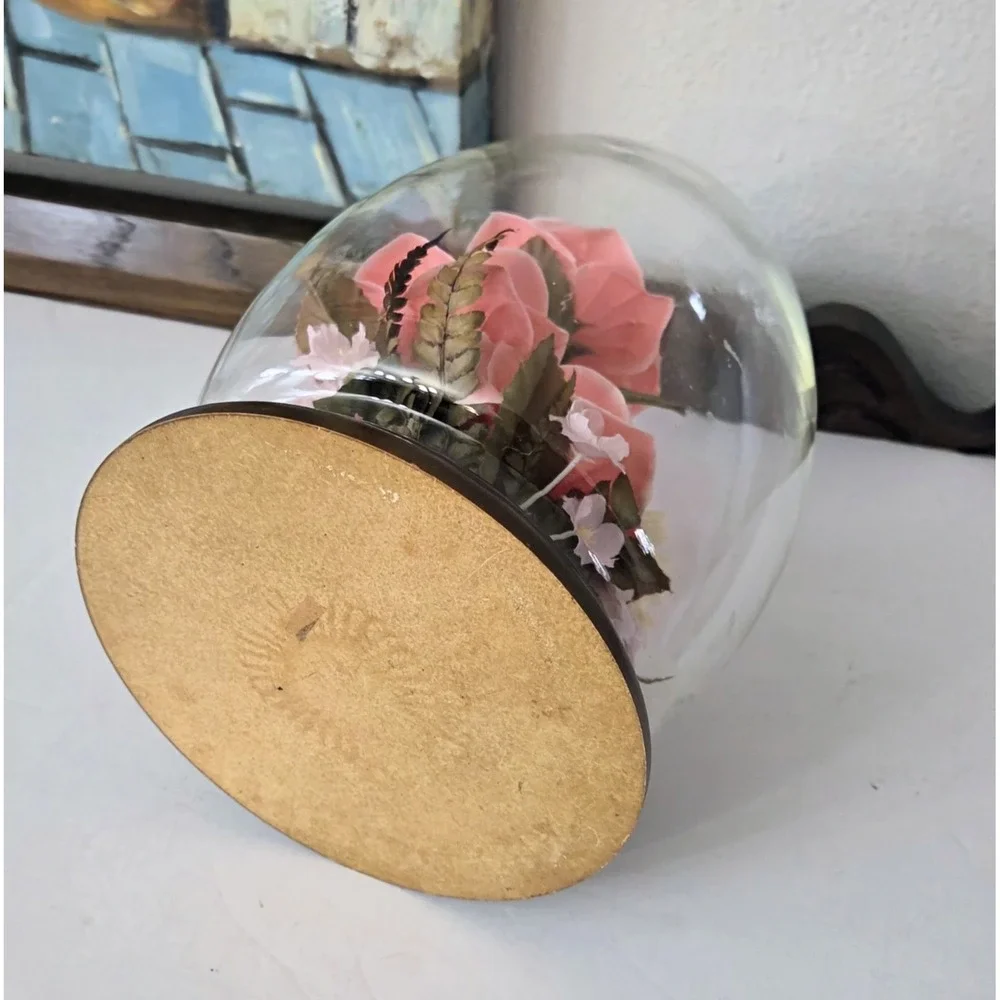 Victorian Boho Style Floral Bouquet Display in a Glass‎ Dome Globe Indoor Garden